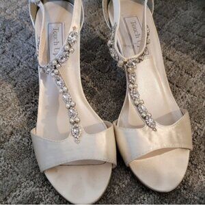 COPY - Wedding heels for wedding or other event. Ivory with rhinestones, size 7…
